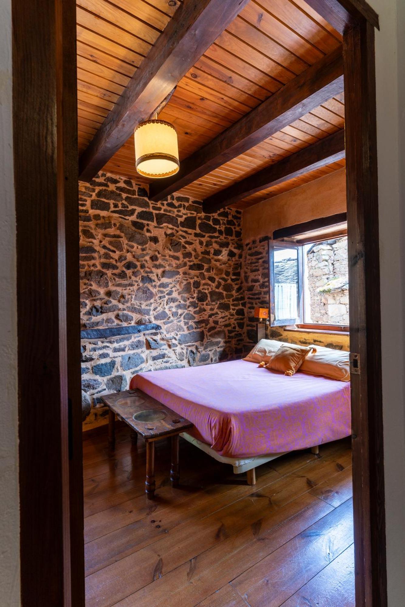 Casa De Turismo Rural Sardom3 Bembibre  Ngoại thất bức ảnh