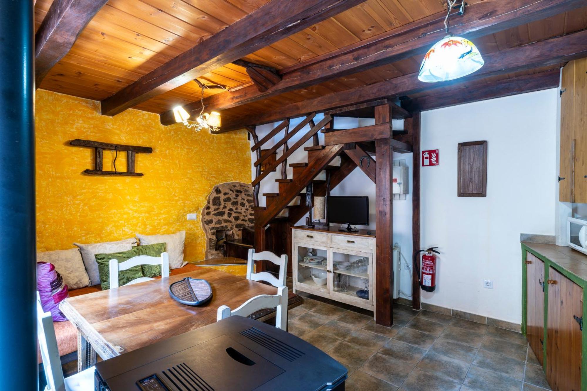 Casa De Turismo Rural Sardom3 Bembibre  Ngoại thất bức ảnh