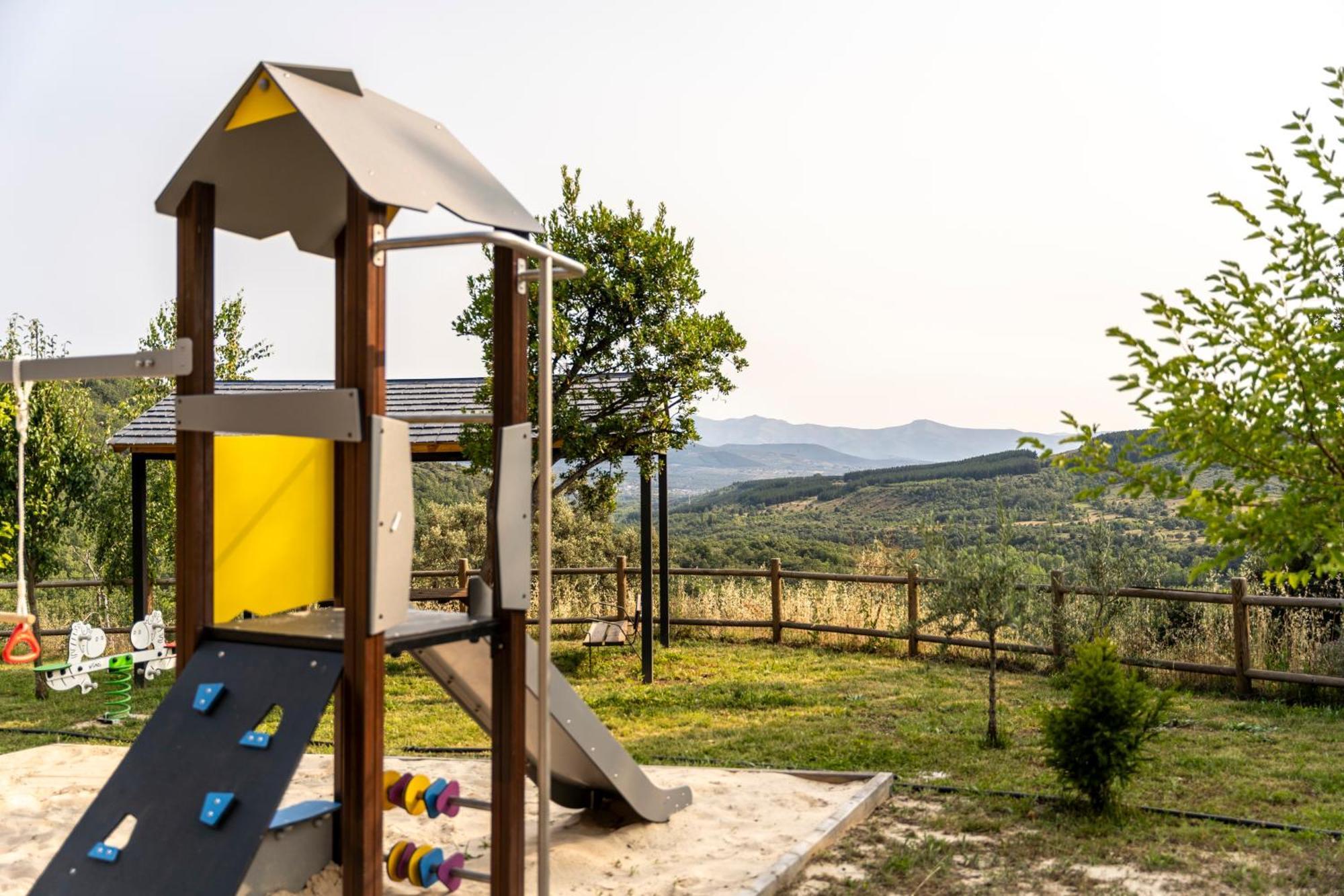 Casa De Turismo Rural Sardom3 Bembibre  Ngoại thất bức ảnh